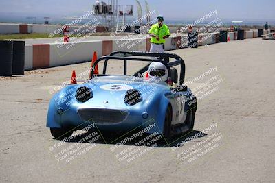 media/Apr-30-2022-CalClub SCCA (Sat) [[98b58ad398]]/Around the Pits/